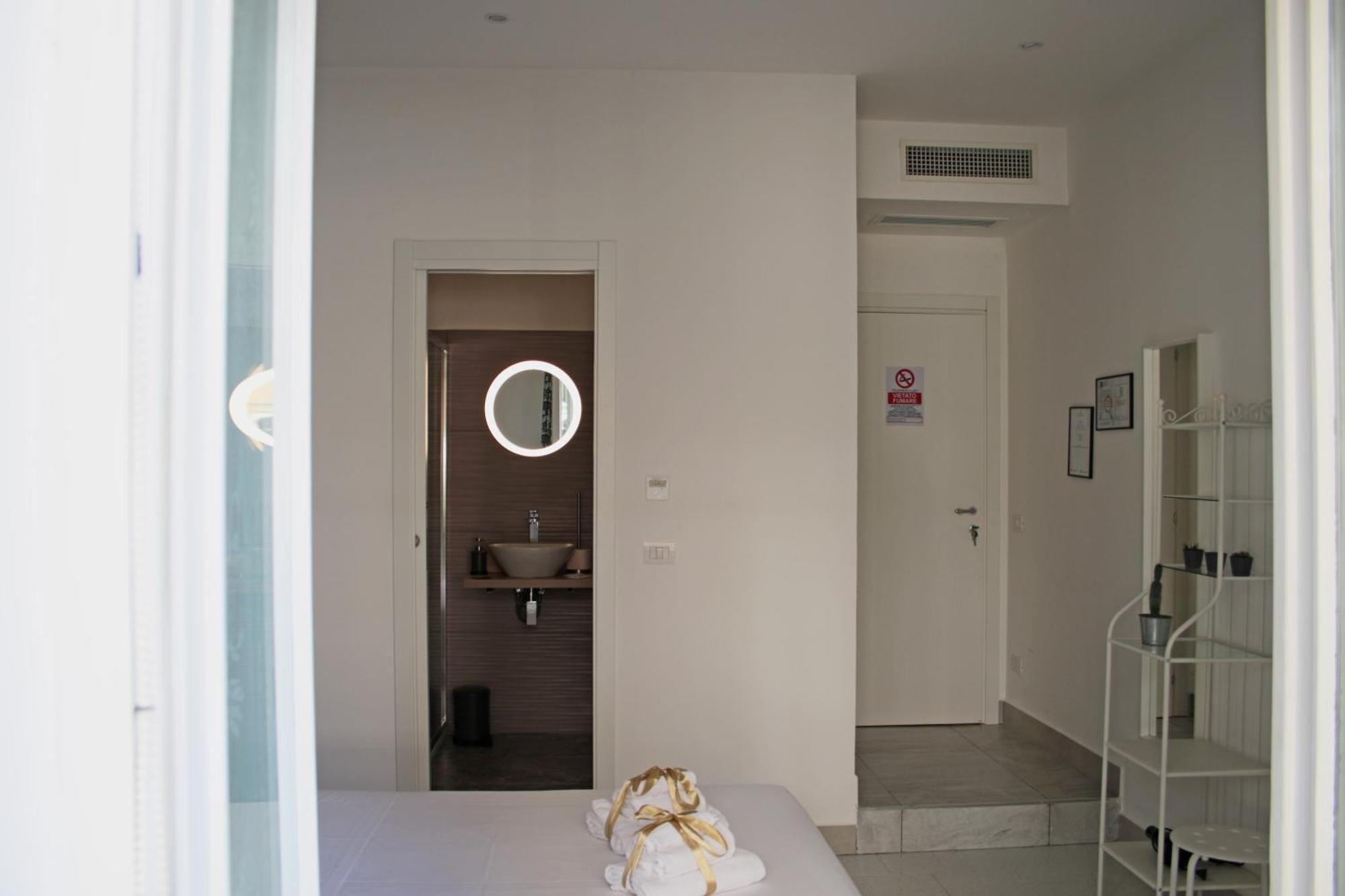Living Salerno B&B Buitenkant foto